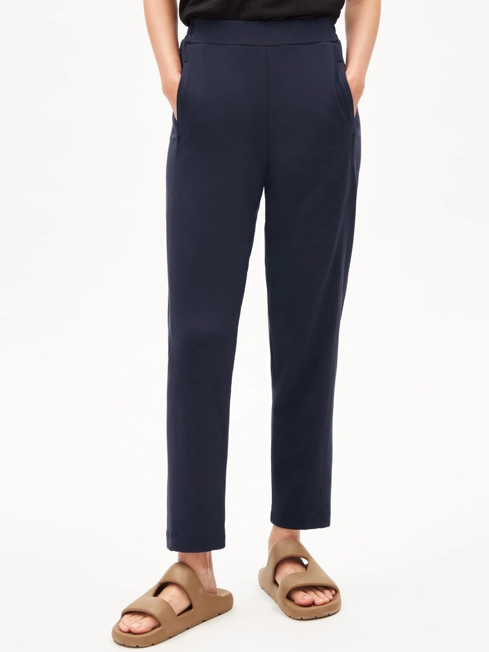 Armedangels Navy Tailored soft Pull-On Pants, size M